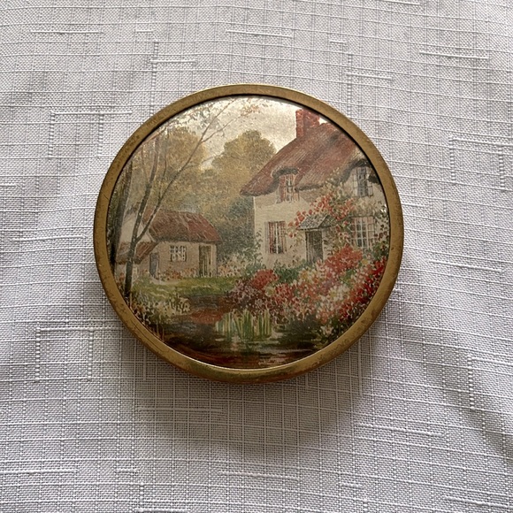 Other - Vintage Makeup Powder Compact Case